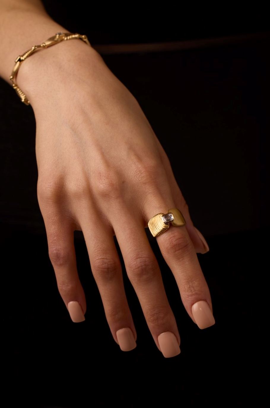 Adiré 18k Ring Ring ALMASIKA