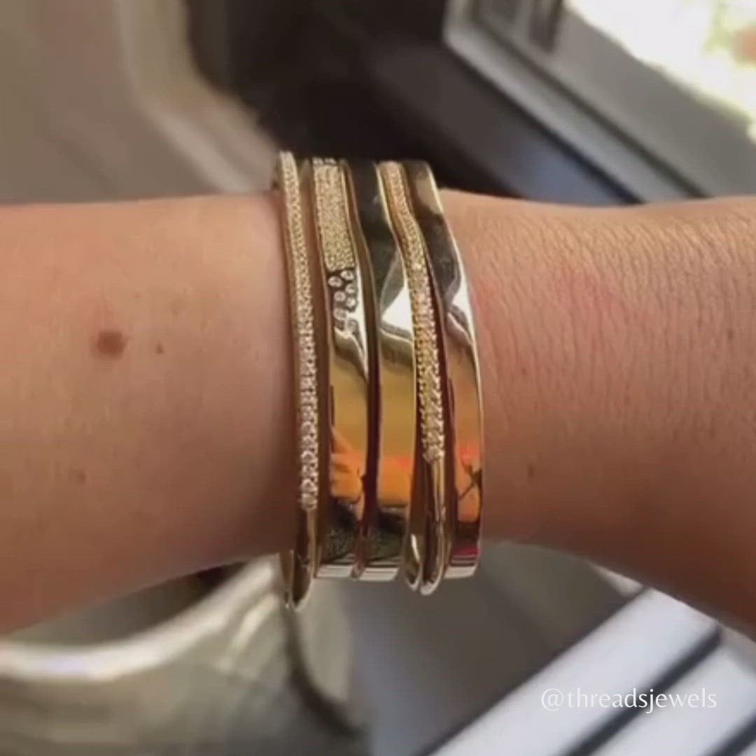 Berceau Pavé Diamond Bangle