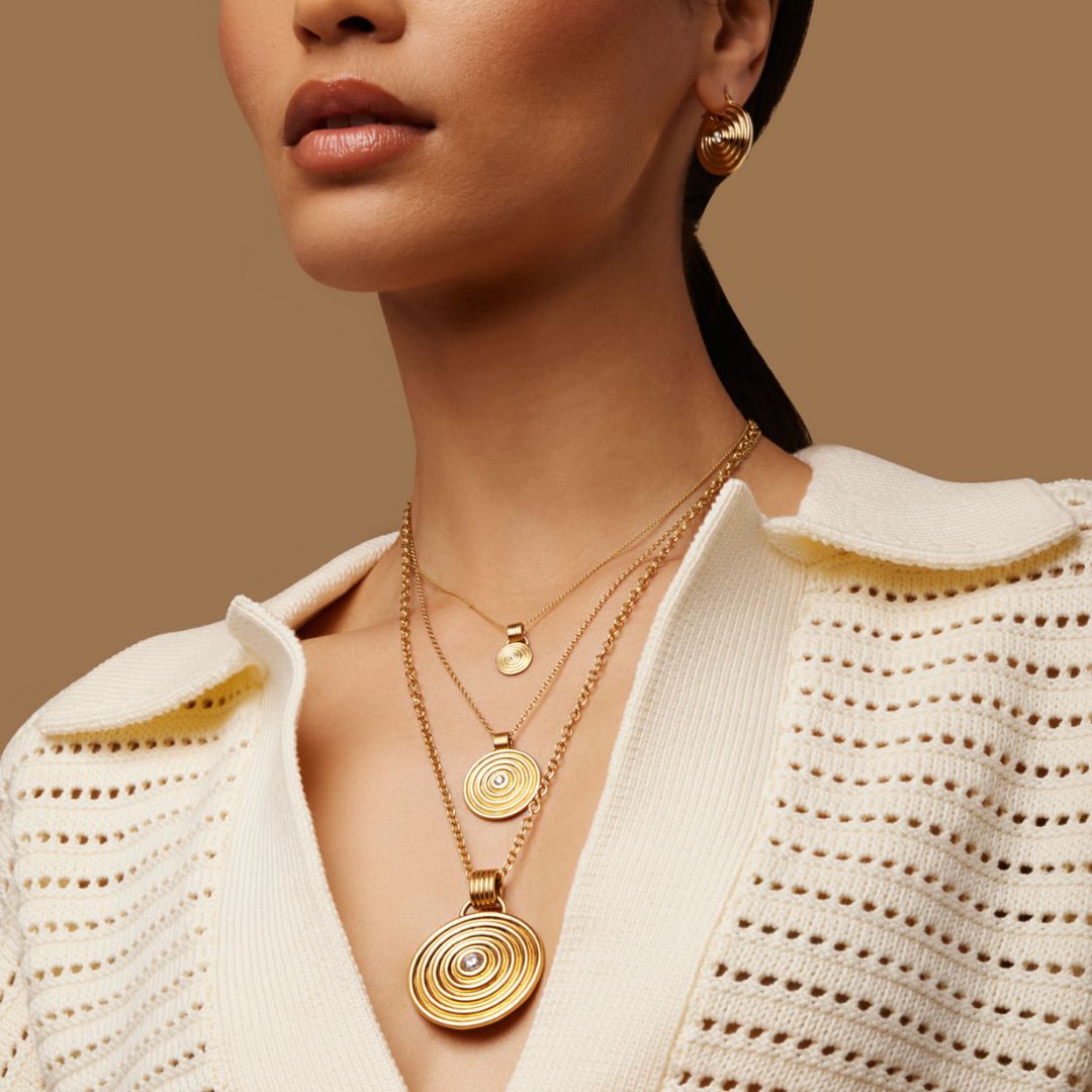 Universum Medallion 23mm Necklace ALMASIKA