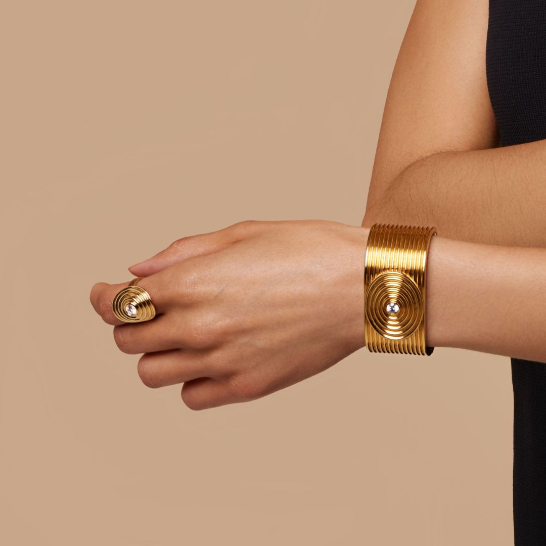 Univesrum Cuff bracelet ALMASIKA 