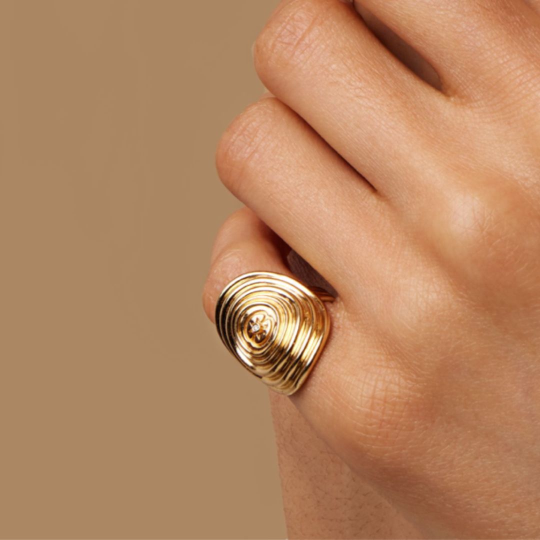 Veni Signet Ring Ring ALMASIKA