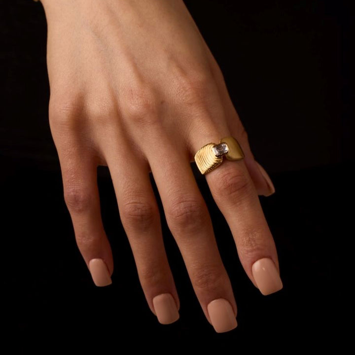 Adiré 18k Ring Ring ALMASIKA 