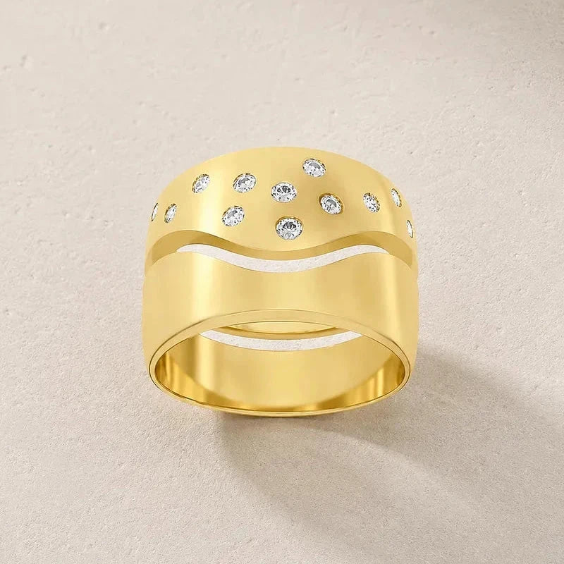 Berceau Demi Pavé Diamond Interlocking Rings Ring Berceau 