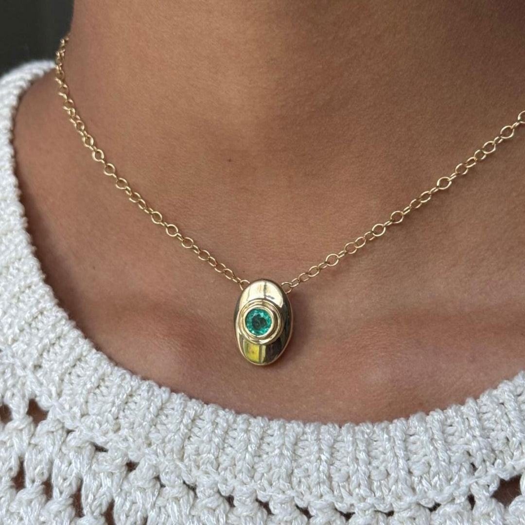 Bezel Emerald Necklace Necklace Sagesse 