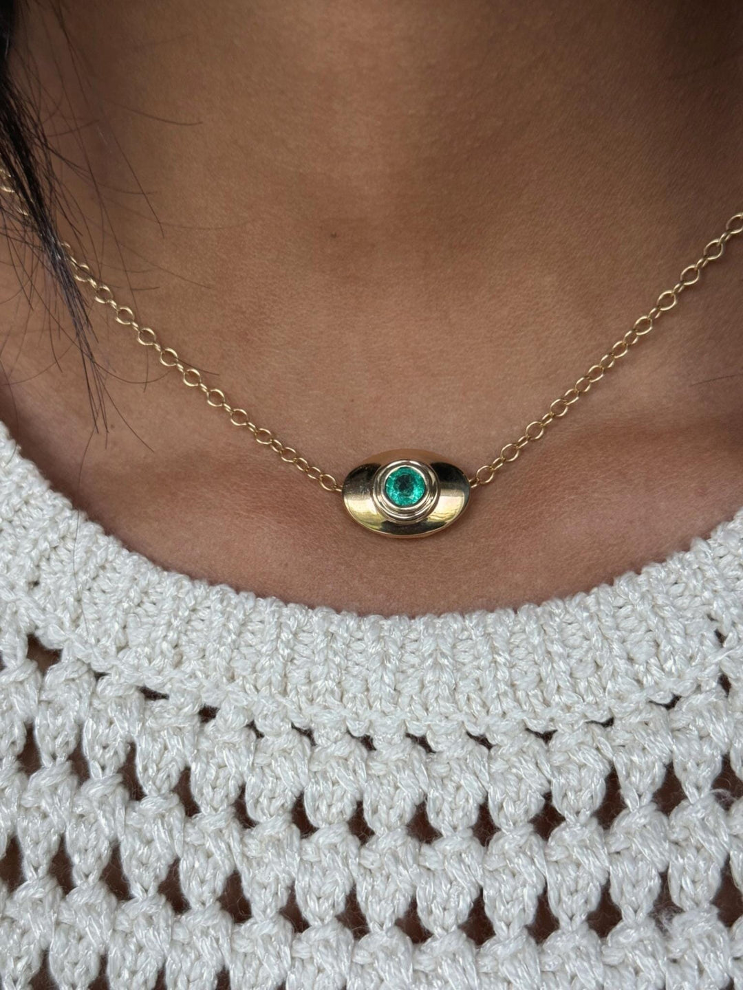 Bezel Emerald Necklace Necklace Sagesse 