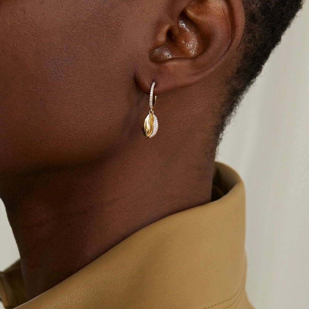 Le Cauri Endiamanté Demi Diamond Pavé Huggie Earrings earrings Le Cauri Endiamanté 