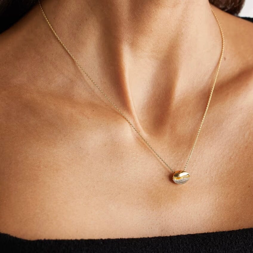Le Cauri Endiamanté Demi Pavé Diamond Necklace Necklace Le Cauri Endiamanté 