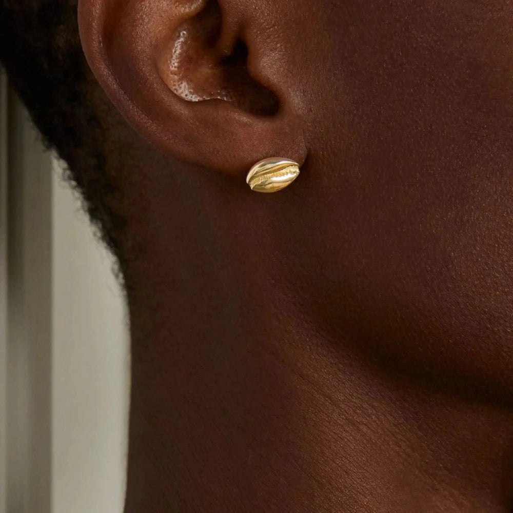 Le Cauri Endiamanté Gold Stud Earrings earrings Le Cauri Endiamanté 