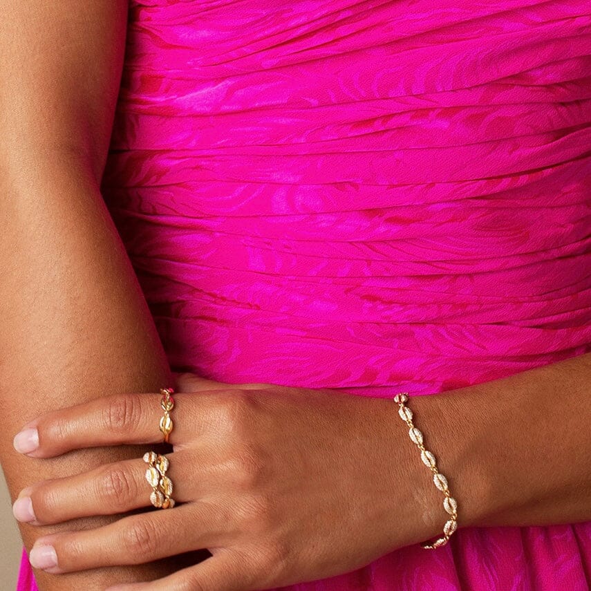 Le Cauri Endiamanté Gold Triple Shell Band Ring Ring Le Cauri Endiamanté 