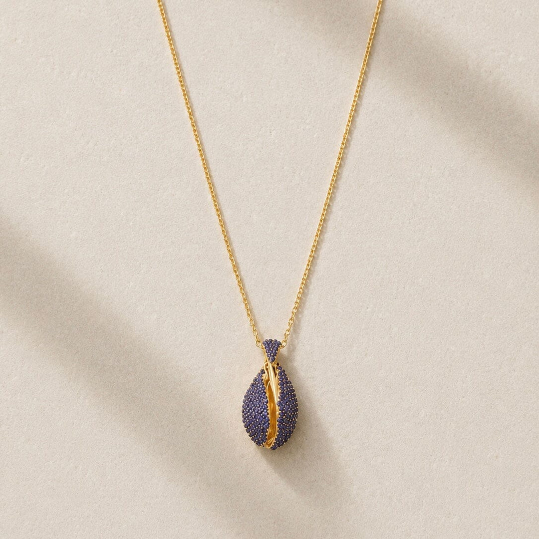 Le Cauri Endiamanté Sapphire Pavé Le Grand Cauri Necklace Necklace Le Cauri Endiamanté 