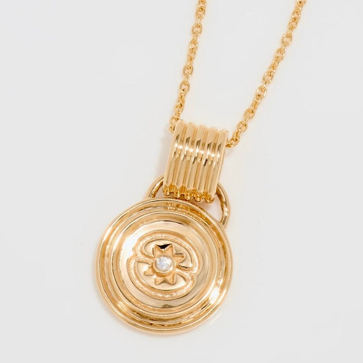 Stella Diamond Petite Medallion Necklace Necklace Sagesse 