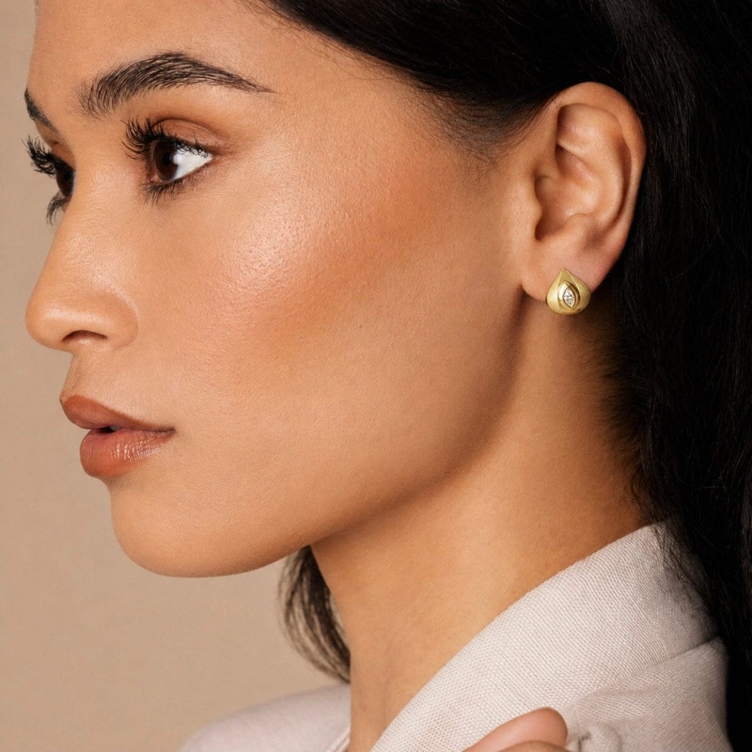 Terra Nova Gold and Diamond Earrings Terra Nova 
