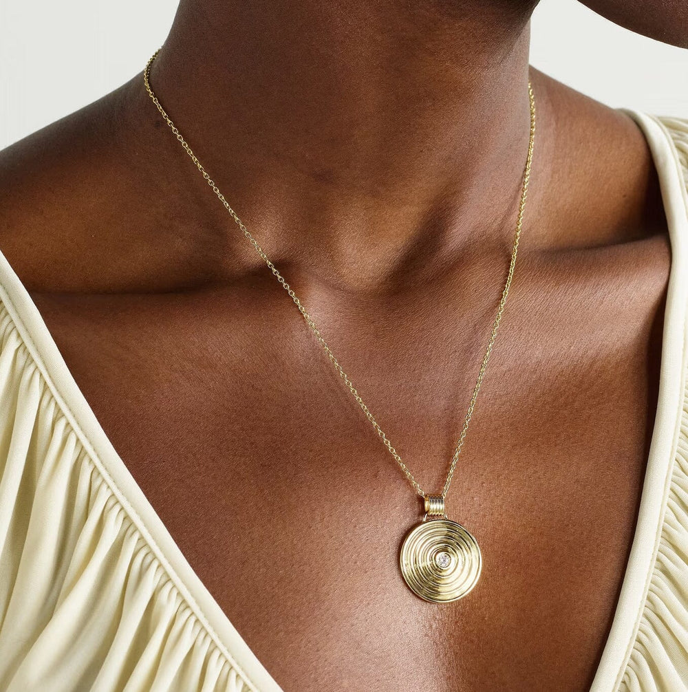 Universum Diamond Medallion Necklace Necklace Universum 