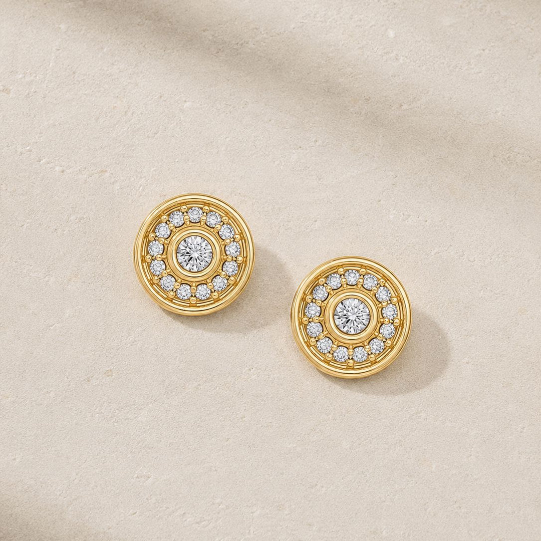 Universum Petite Diamond Pavé Stud Earrings earrings Universum 