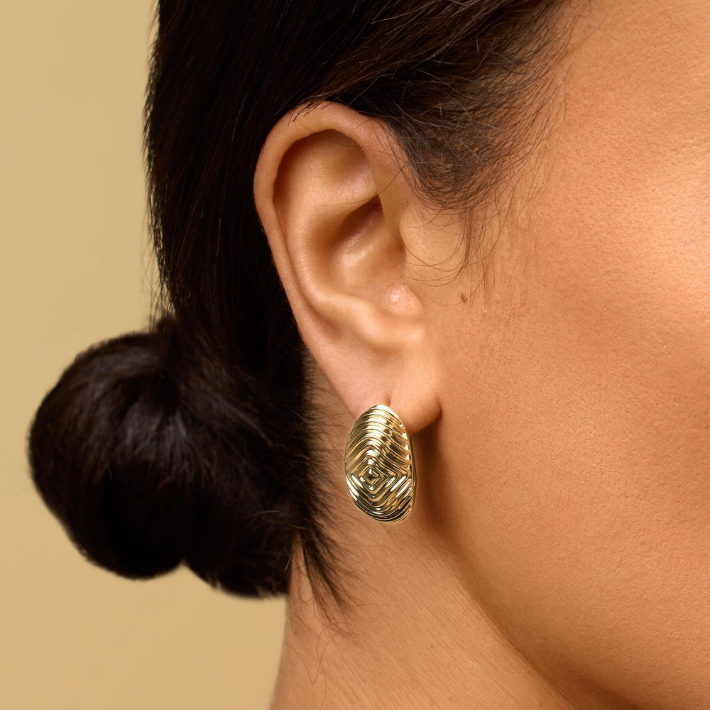 Veni Diamant Yellow Gold Medium Hoop Earrings earrings Veni Diamant 