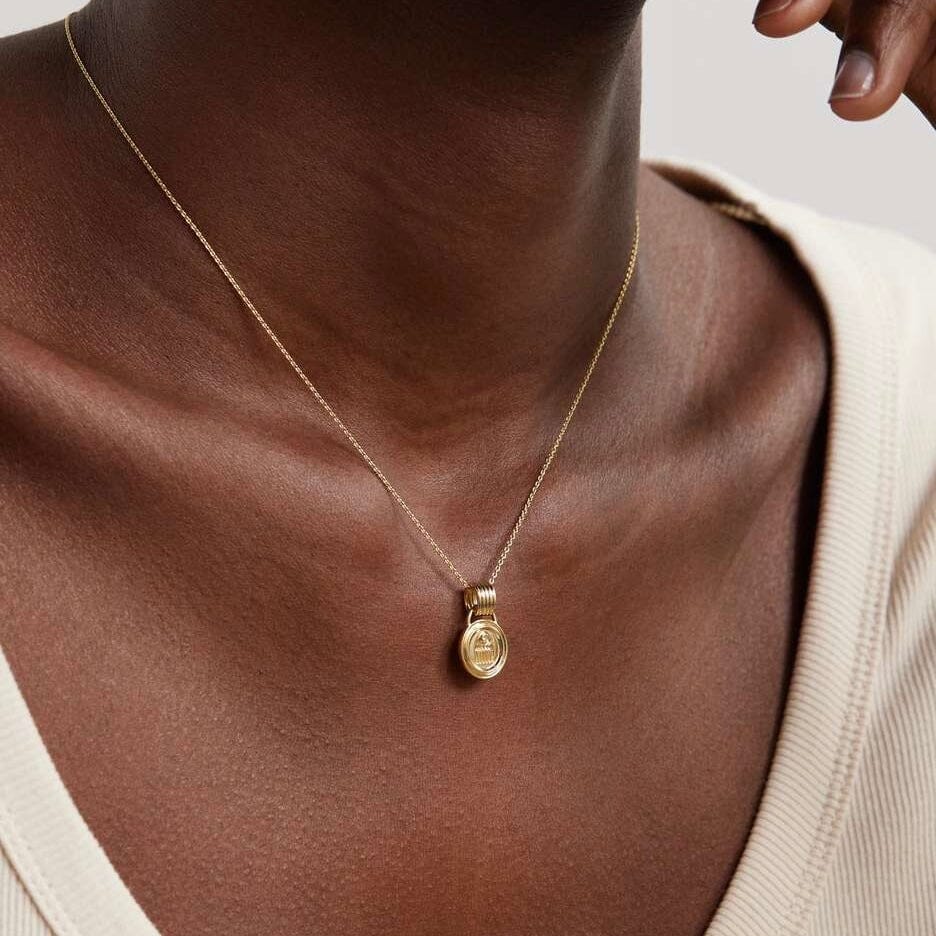 Vici Diamond Petite Medallion Necklace Necklace Sagesse 