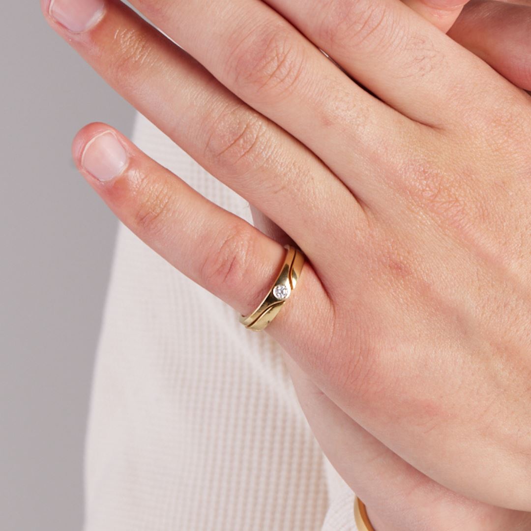 BERCEAU Men's Interlocking Ring - Center Diamond Berceau 