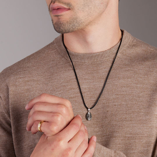 LE CAURI ENDIAMANTÉ Men's Grand Cauri Pave - Black Necklace Le Cauri Endiamanté 