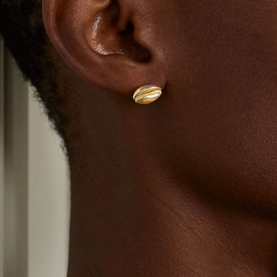 LE CAURI ENDIAMANTÉ stud earrings -18k Yellow Gold earrings ALMASIKA 
